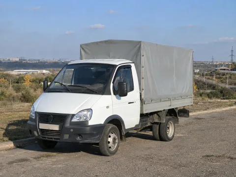 Газель · Грузовой автомобиль — перевозчик ГАЗель для переезда, Ставрополь